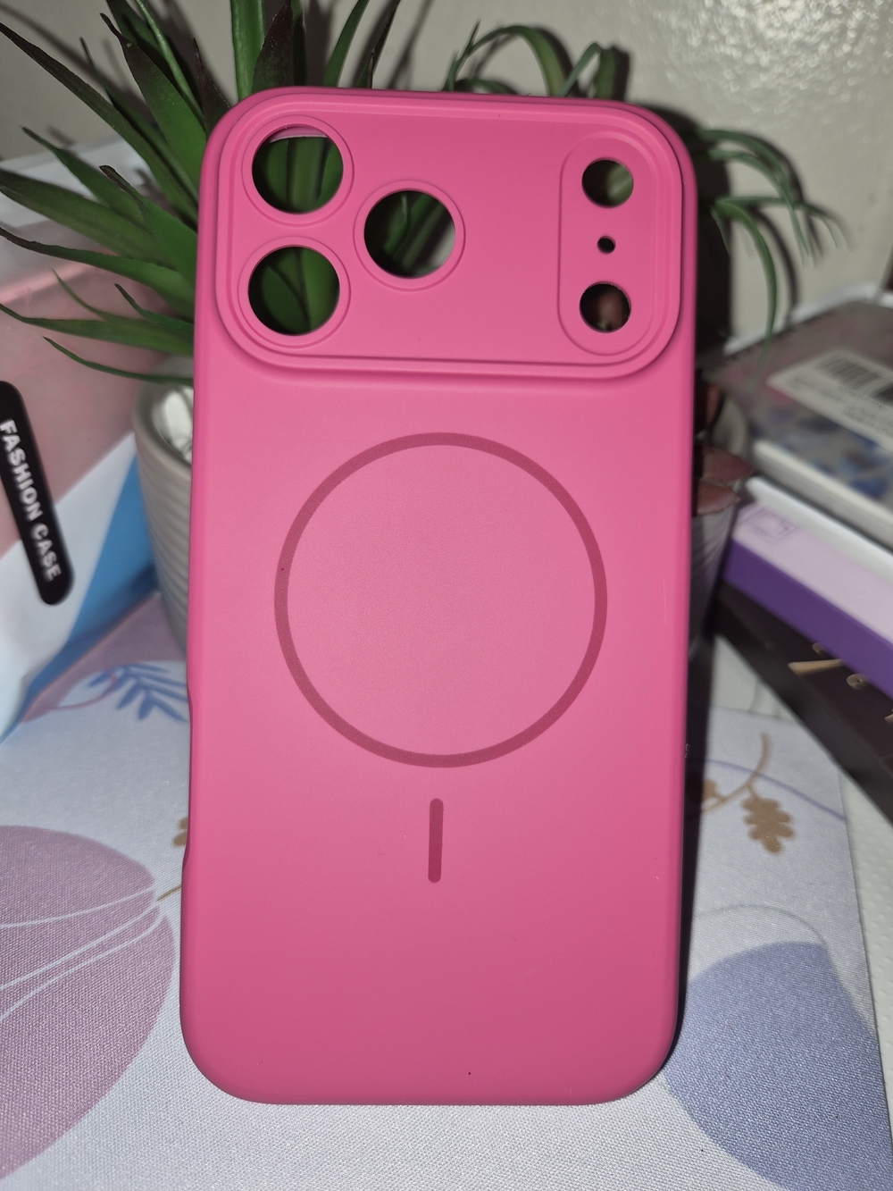 MagSafe-Compatible Hot Pink Silicone iPhone Case 17 Pro Max